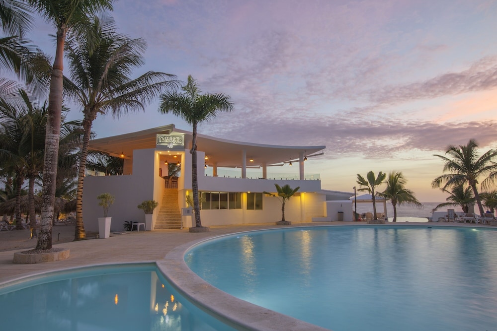 HM Alma de Bayahibe - Adults Only - All Inclusive — Hotel building in Bayahibe, La Altagracia