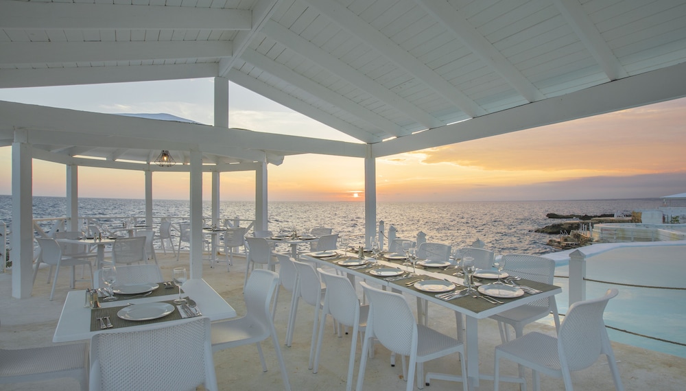 HM Alma de Bayahibe - Adults Only - All Inclusive — Restaurant & bars in Bayahibe, La Altagracia