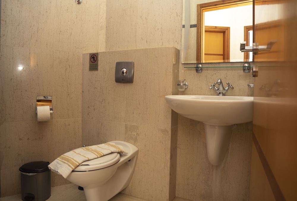Elounda Alikes Suites & Studios — Hotel rooms in Elounda