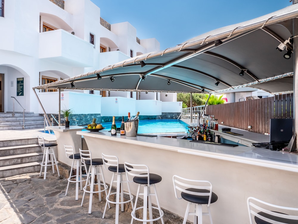 Elounda Alikes Suites & Studios - zdjęcie 5