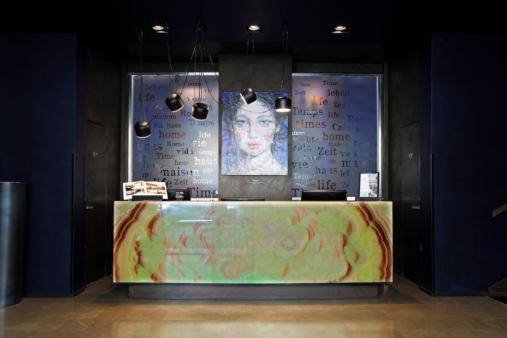 Rome Life Hotel — Hotel building in Rome, Lazio