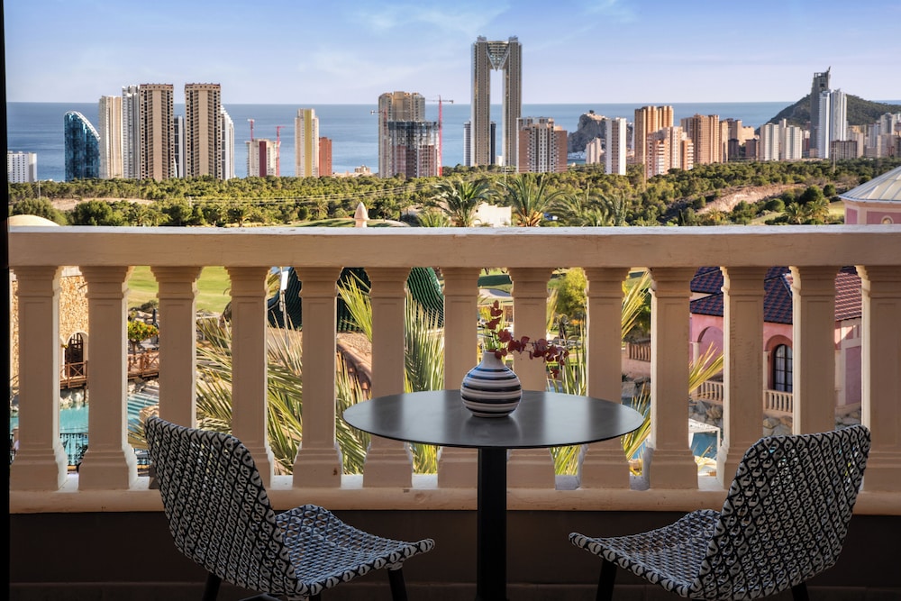 Melia Villaitana — Hotel rooms in Benidorm, Valencian Community