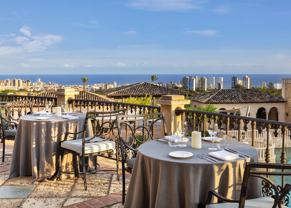 Melia Villaitana — Restaurant & bars in Benidorm, Valencian Community