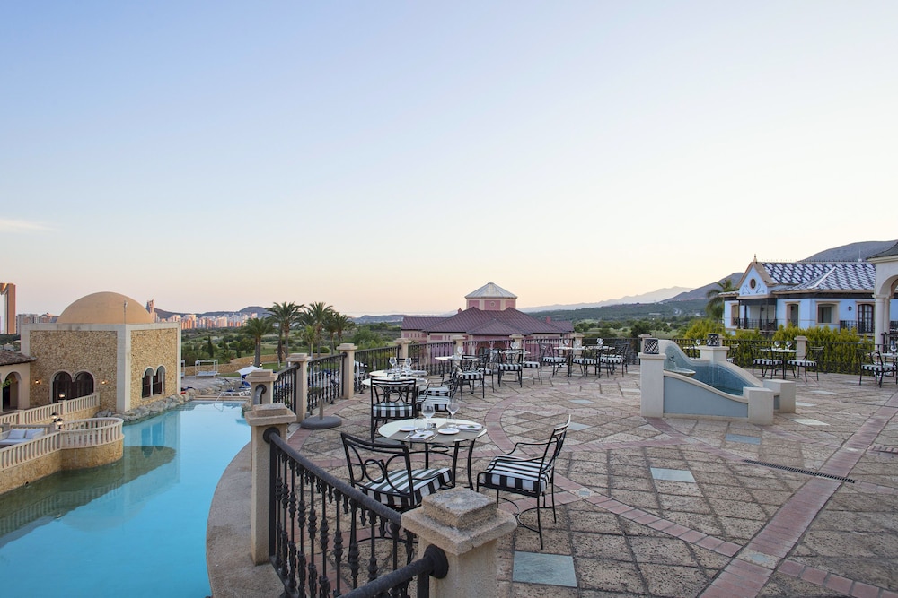 Melia Villaitana — Restaurant & bars in Benidorm, Valencian Community