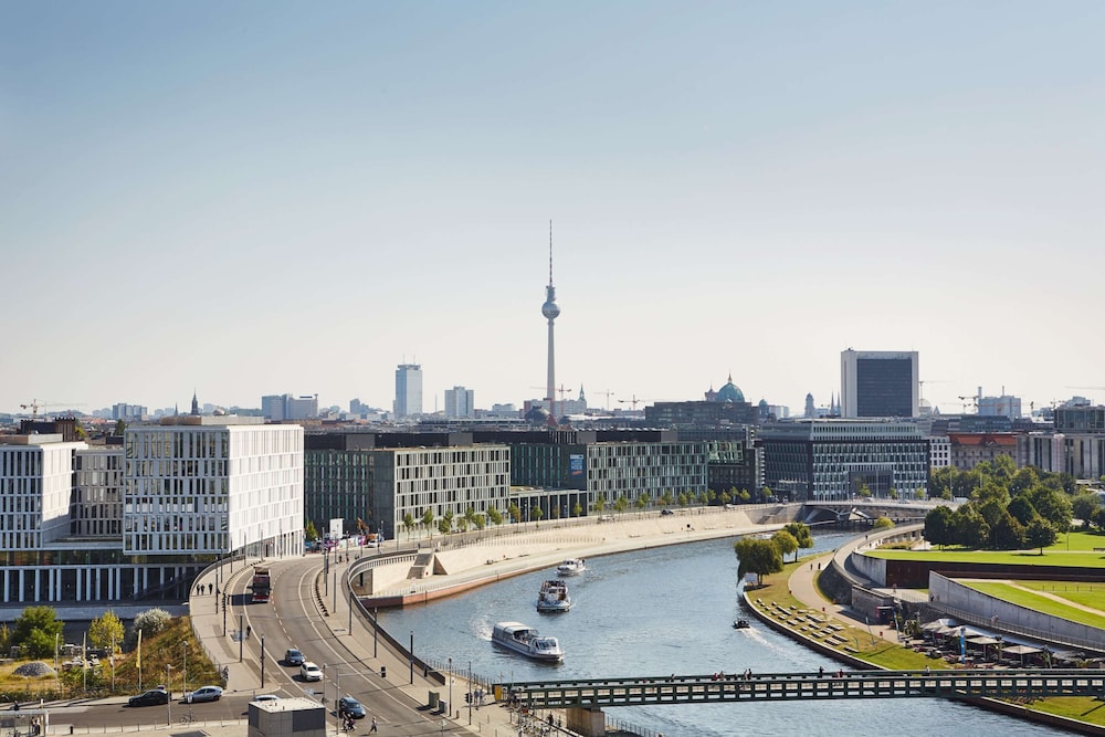 Steigenberger Hotel Am Kanzleramt — Attractions in the area in Berlin, Berlin