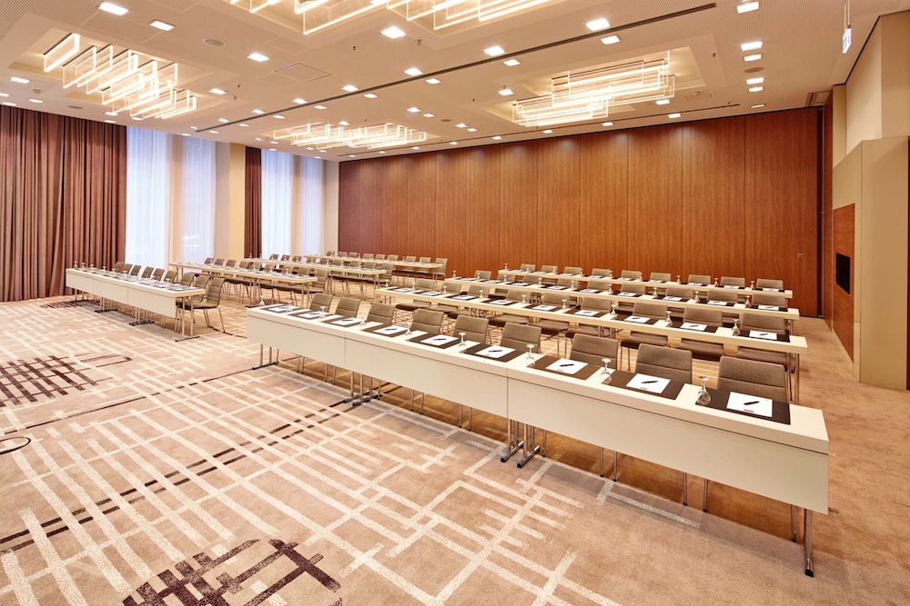 Steigenberger Hotel Am Kanzleramt — Hotel building in Berlin, Berlin
