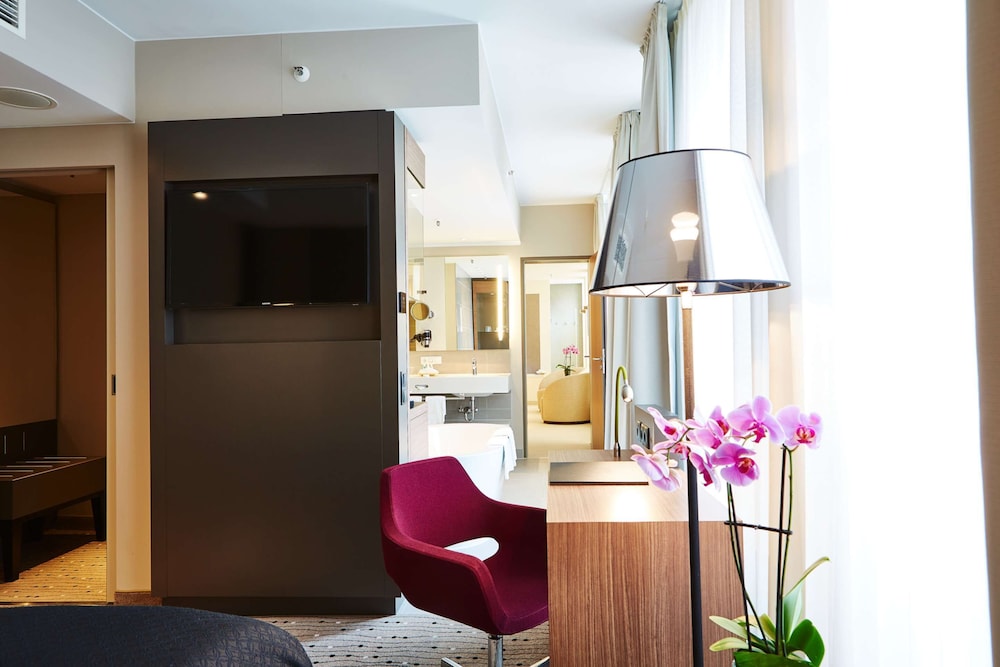 Steigenberger Hotel Am Kanzleramt — Hotel rooms in Berlin, Berlin