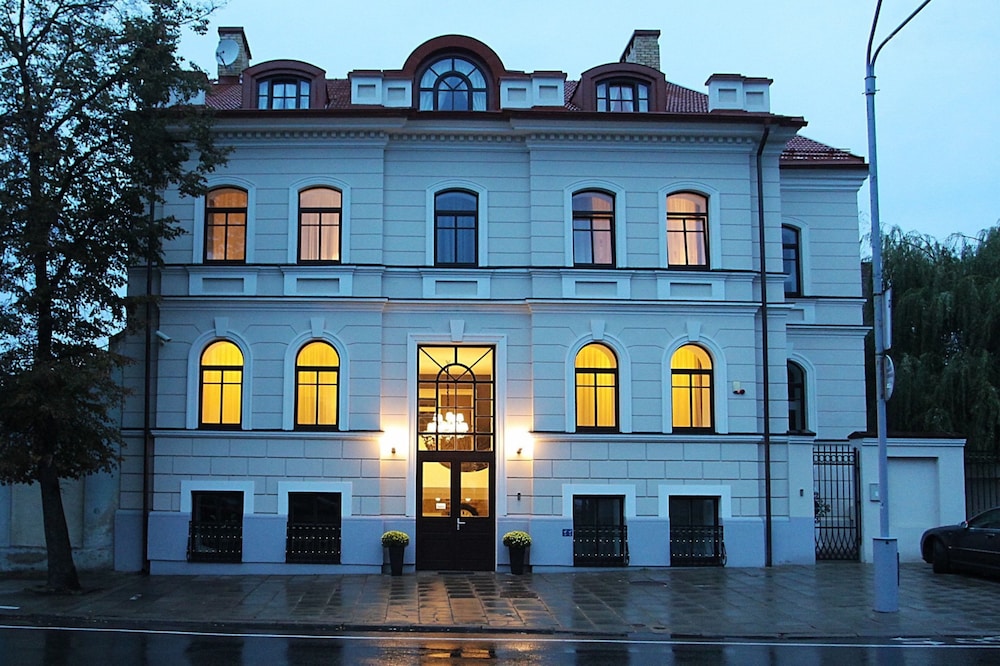 Moon Garden Boutique Hotel