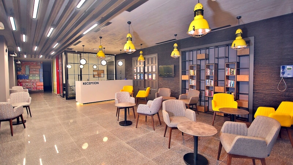 Ramira Joy Hotel — Hotel building in Alanya