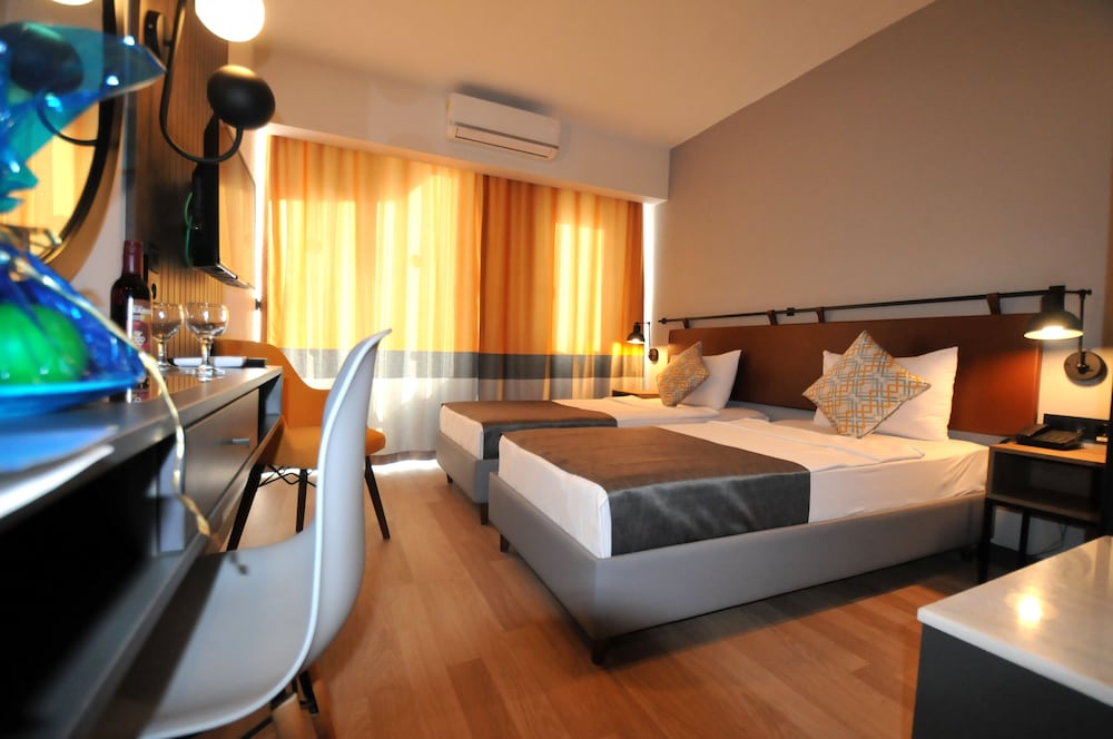 Ramira Joy Hotel — Hotel rooms in Alanya