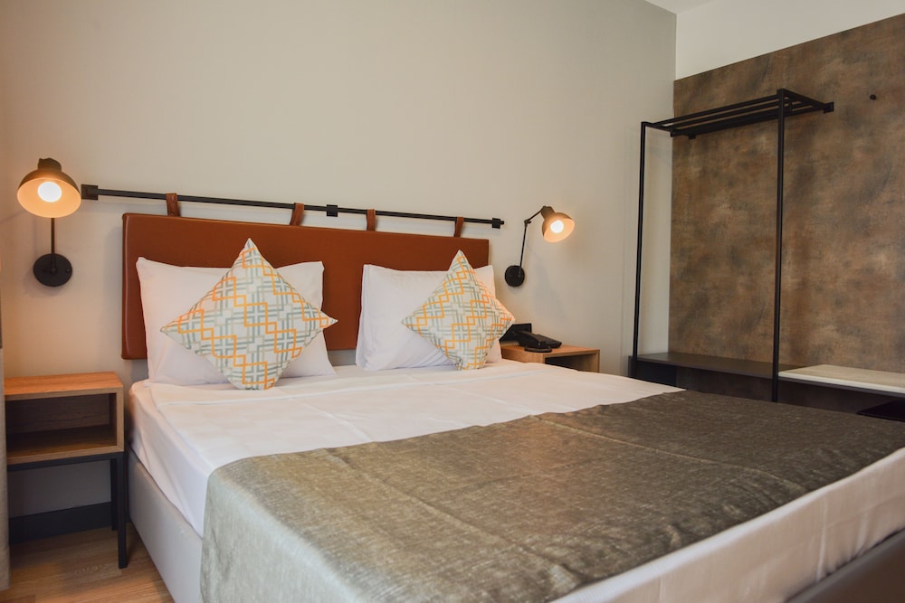 Ramira Joy Hotel — Hotel rooms in Alanya