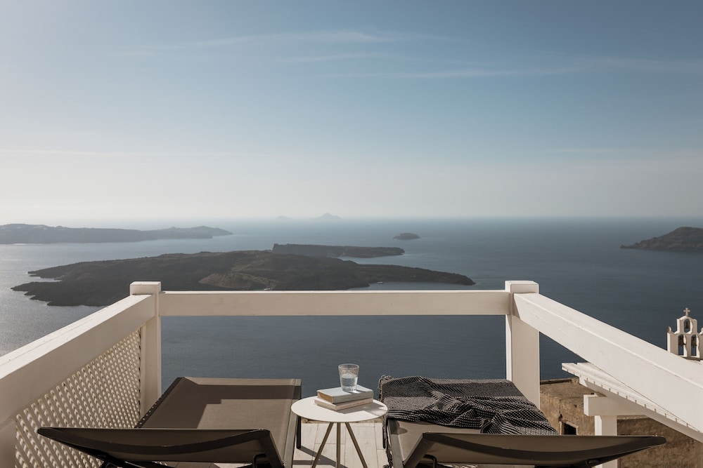 Aqua Luxury Suites — Attractions in the area in Imerovigli, South Aegean