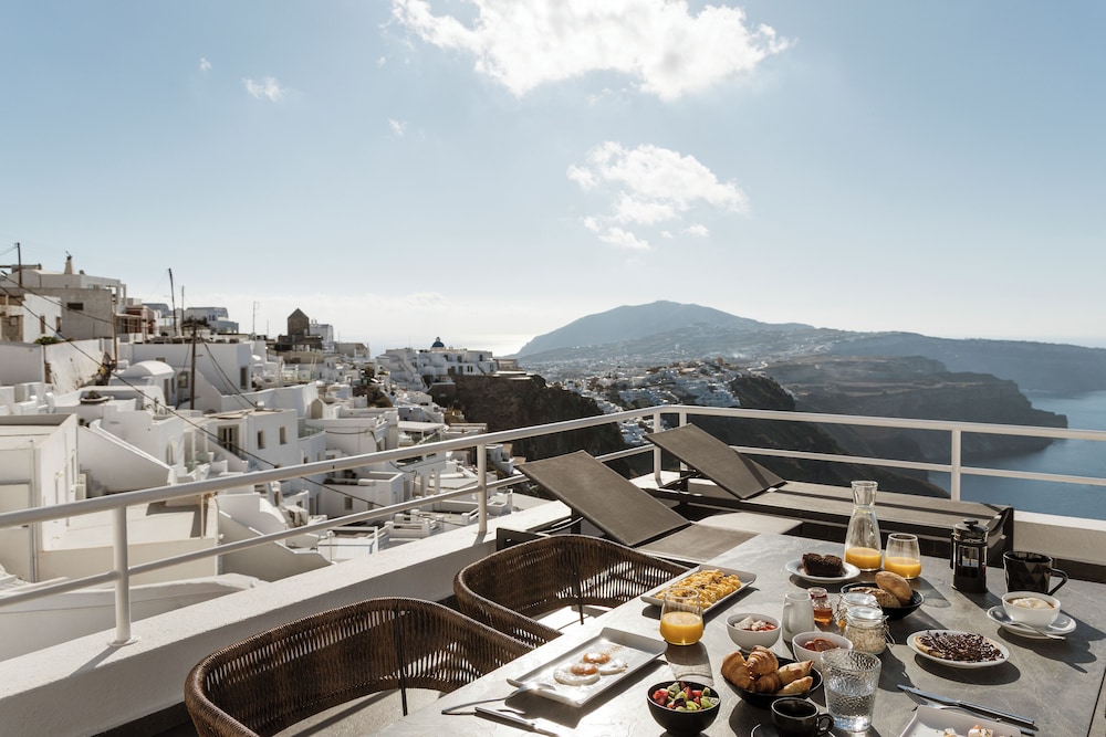 Aqua Luxury Suites — Attractions in the area in Imerovigli, South Aegean