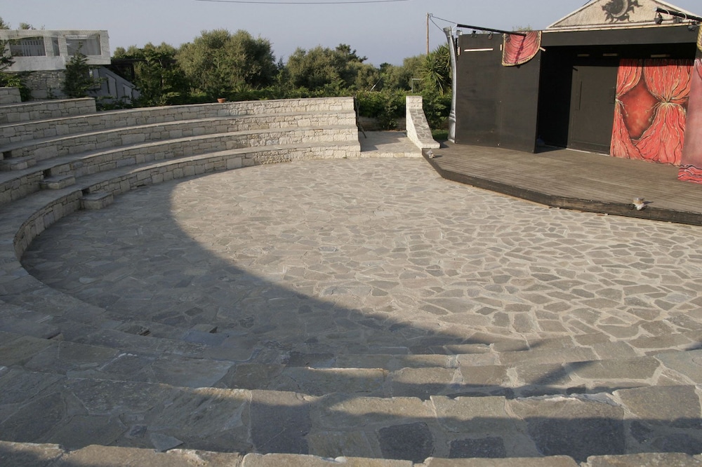 Hersonissos Maris — Sports & recreation in Hersonissos