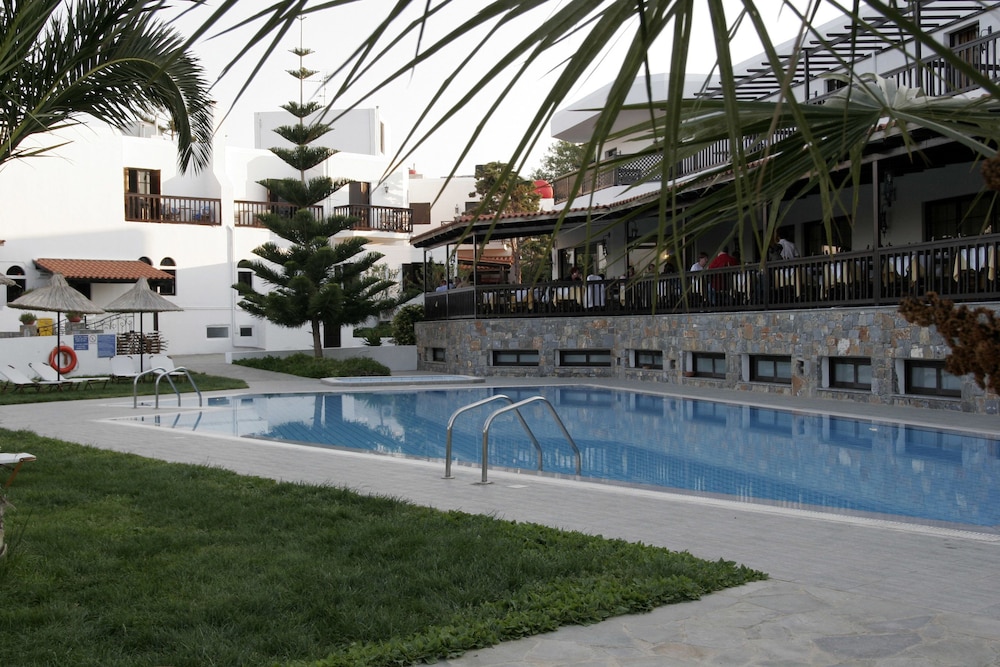 Hersonissos Maris — Swimming pool in Hersonissos