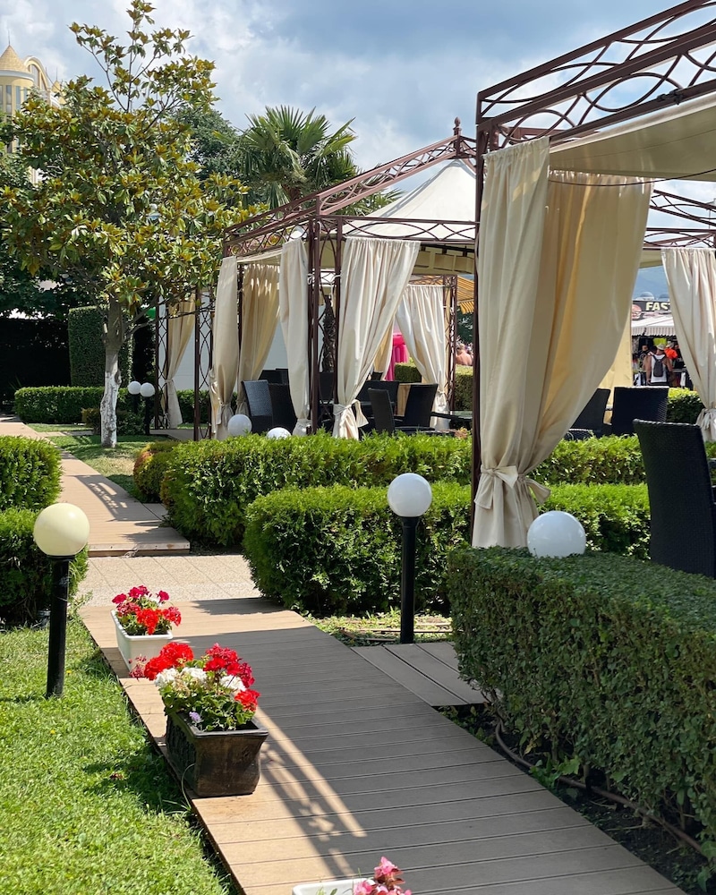 Hotel Palace — Restaurant in Sunny Beach, Burgas Region