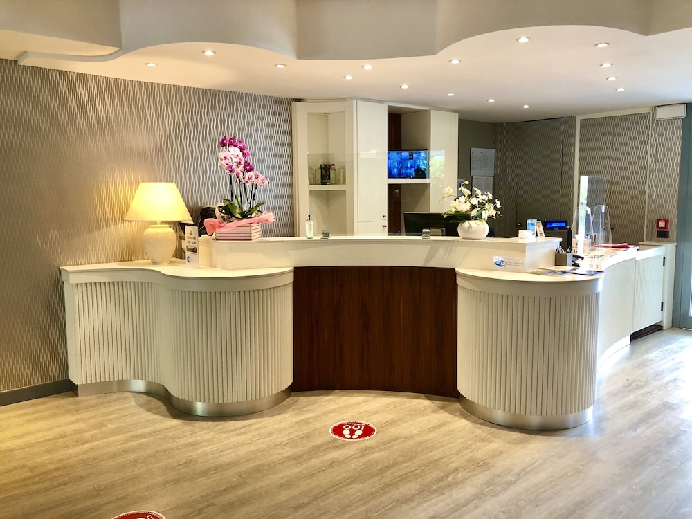 Hotel Alfieri — Hotel building in Sirmione, Lombardy