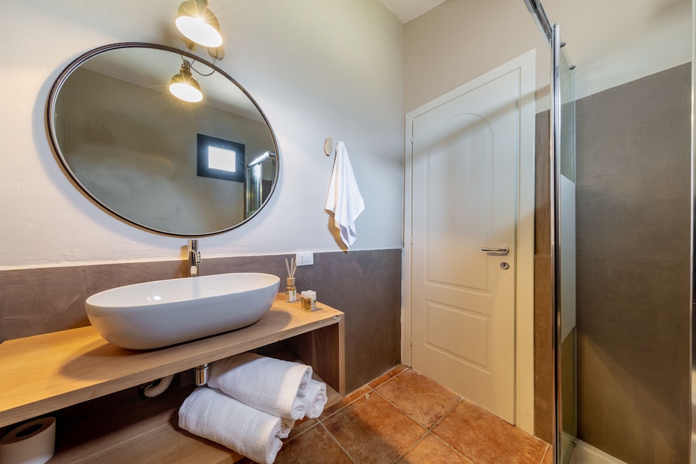 Hotel Glamping Borgo di Campagna — Hotel rooms in Loiri Porto San Paolo, Sardinia