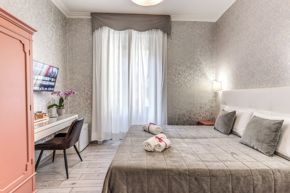 Marta Inn — Hotel rooms in Rome, Lazio