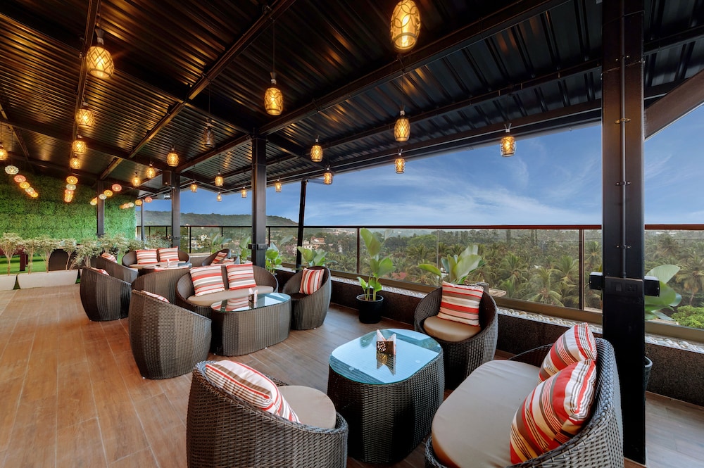 The Fern Habitat Goa, Candolim, Series by Marriott — Restaurant & bars in Candolim, Goa