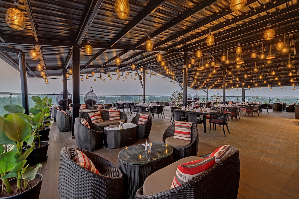 The Fern Habitat Goa, Candolim, Series by Marriott — Restaurant & bars in Candolim, Goa