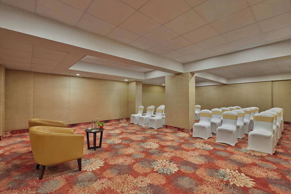 The Fern Habitat Goa, Candolim, Series by Marriott — Hotel building in Candolim, Goa