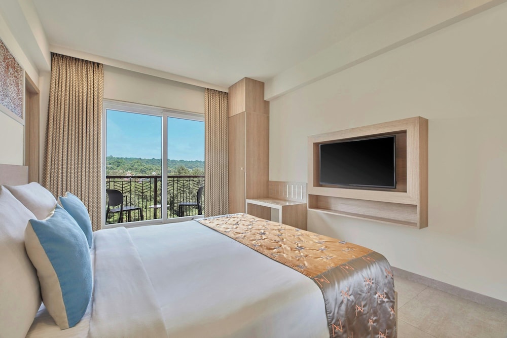 The Fern Habitat Goa, Candolim, Series by Marriott — Hotel rooms in Candolim, Goa