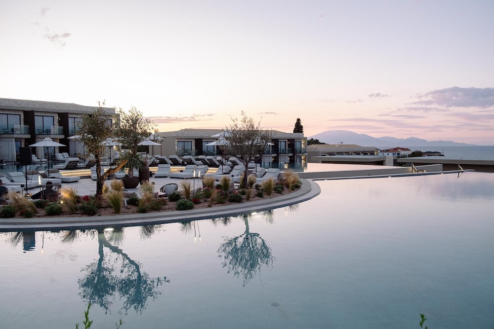 King Jason Zante – Designed for Adults — Swimming pool in Tsilivi, Ionian Islands
