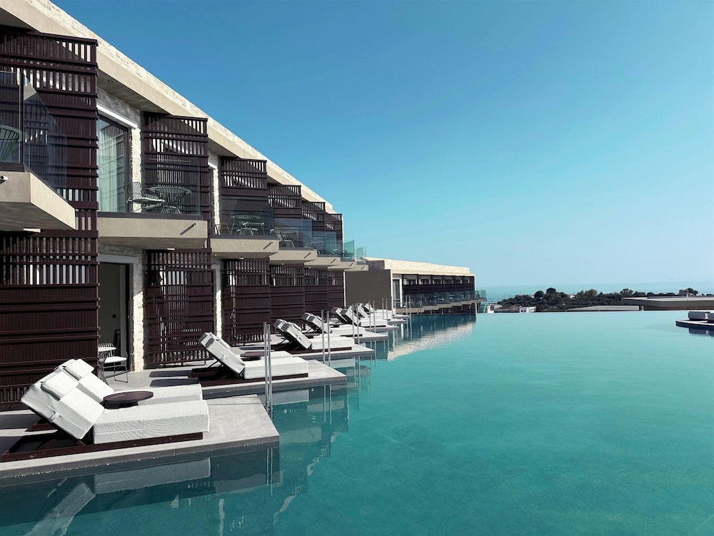 King Jason Zante – Designed for Adults — Swimming pool in Tsilivi, Ionian Islands
