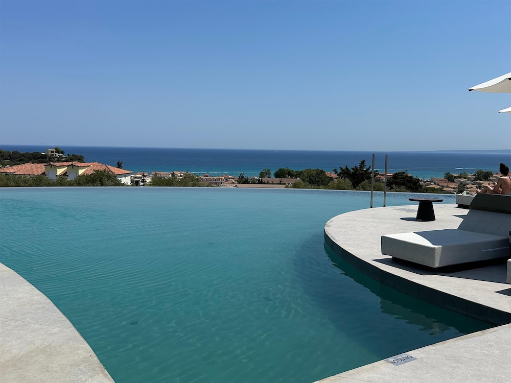 King Jason Zante – Designed for Adults — Swimming pool in Tsilivi, Ionian Islands