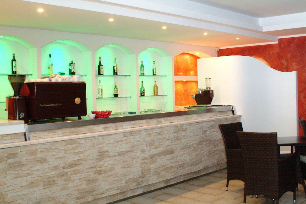 Hotel Residence La Baia — Restaurant & bars in Castelsardo, Sardinia