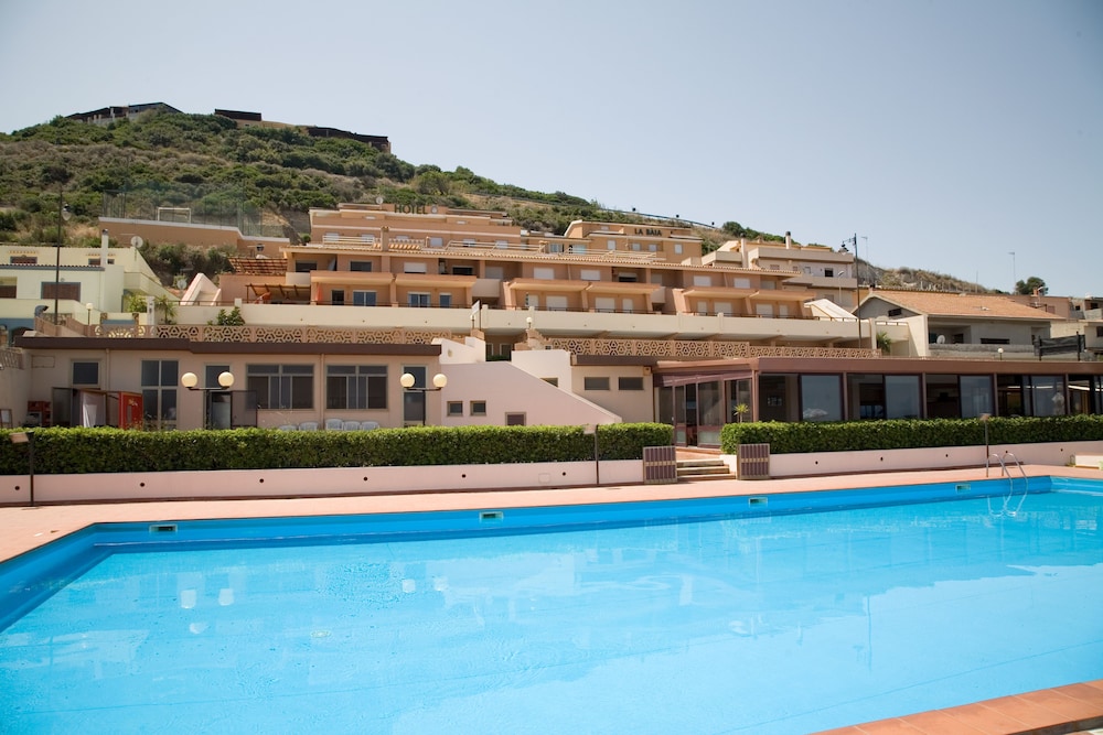 Hotel Residence La Baia — Hotel building in Castelsardo, Sardinia
