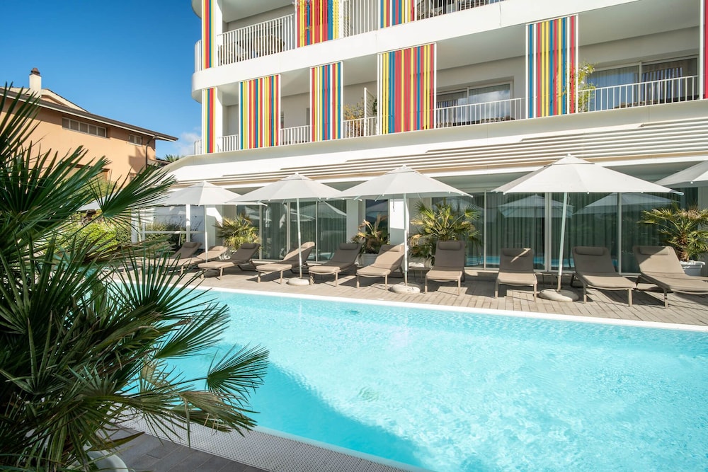 Felix Hotels - Hotel Felix Olbia - zdjęcie 3