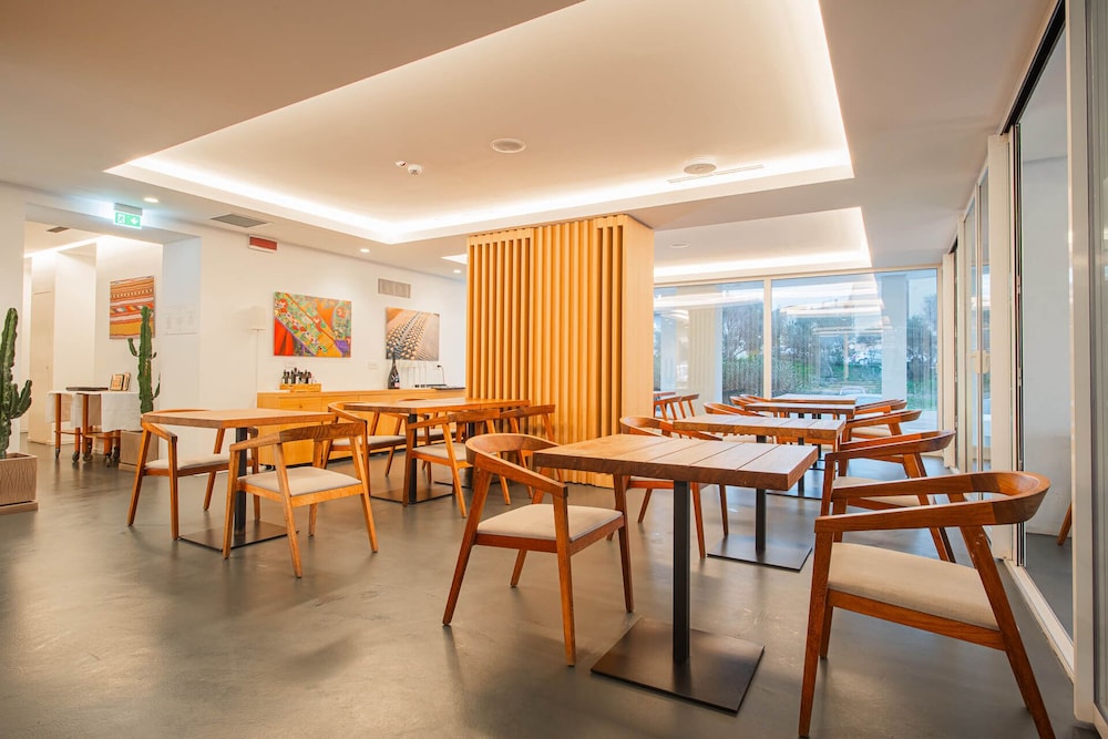 Felix Hotels - Hotel Felix Olbia — Restaurant & bars in Olbia, Sardinia