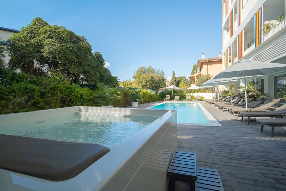 Felix Hotels - Hotel Felix Olbia — Swimming pool in Olbia, Sardinia