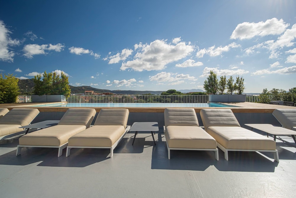 Felix Hotels - Hotel Felix Olbia — Swimming pool in Olbia, Sardinia