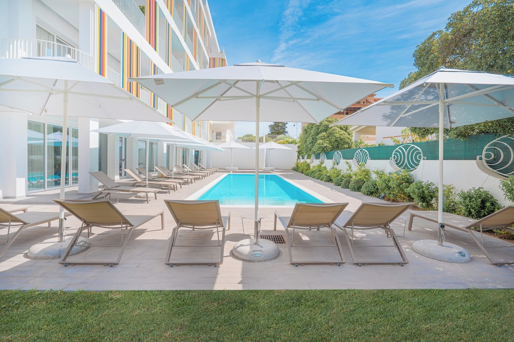 Felix Hotels - Hotel Felix Olbia — Swimming pool in Olbia, Sardinia