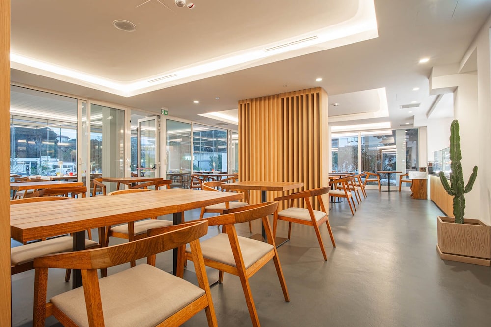 Felix Hotels - Hotel Felix Olbia — Restaurant & bars in Olbia, Sardinia