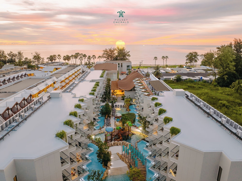 Phuket Emerald Beach Resort — Main photo in Karon, Phuket Province