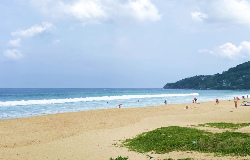 Phuket Emerald Beach Resort — Beach in Karon, Phuket Province