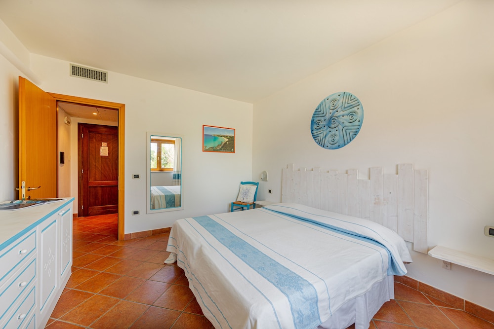 LH Hotel La Funtana - Adults Only — Hotel rooms in Capo Testa, Sardinia