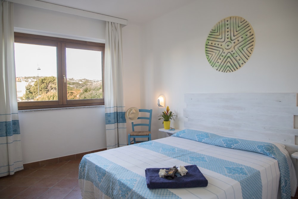LH Hotel La Funtana - Adults Only — Hotel rooms in Capo Testa, Sardinia