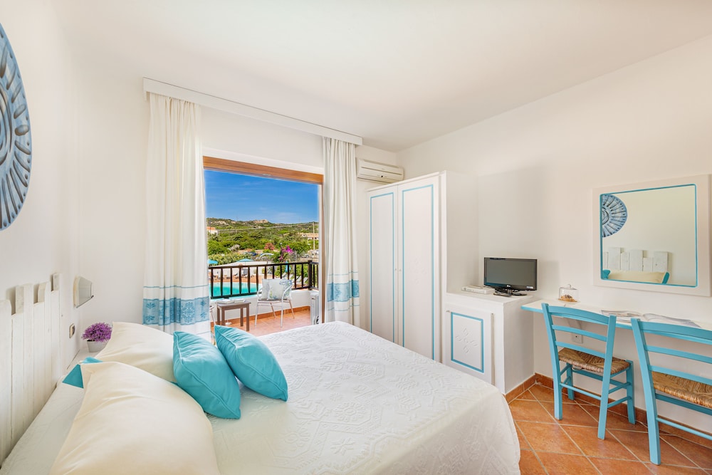LH Hotel La Funtana - Adults Only — Hotel rooms in Capo Testa, Sardinia