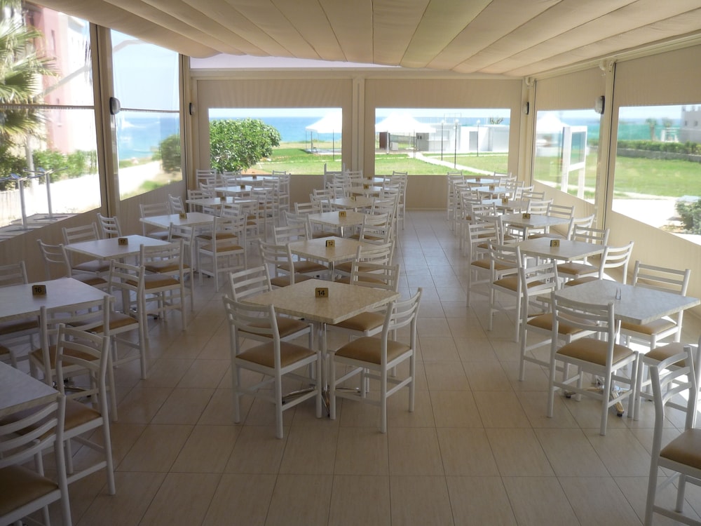 PENELOPE BEACH HOTEL APTS — Restaurant & bars in Protaras, Famagusta Region