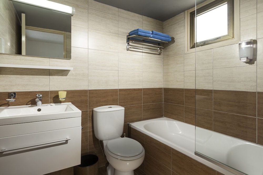 PENELOPE BEACH HOTEL APTS — Hotel rooms in Protaras, Famagusta Region
