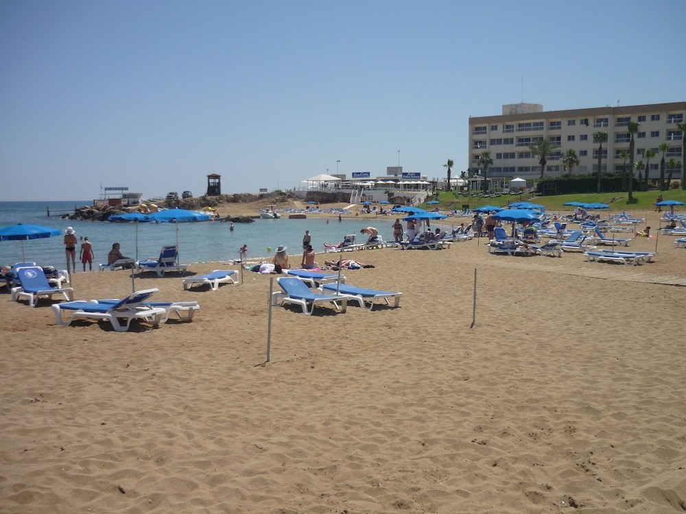 PENELOPE BEACH HOTEL APTS — Beach in Protaras, Famagusta Region