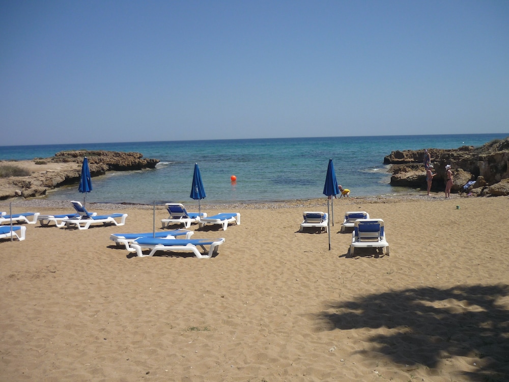 PENELOPE BEACH HOTEL APTS — Beach in Protaras, Famagusta Region