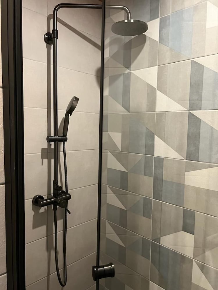 Eleven by Warren Collection — Hotel rooms in Sliema, Malta Island