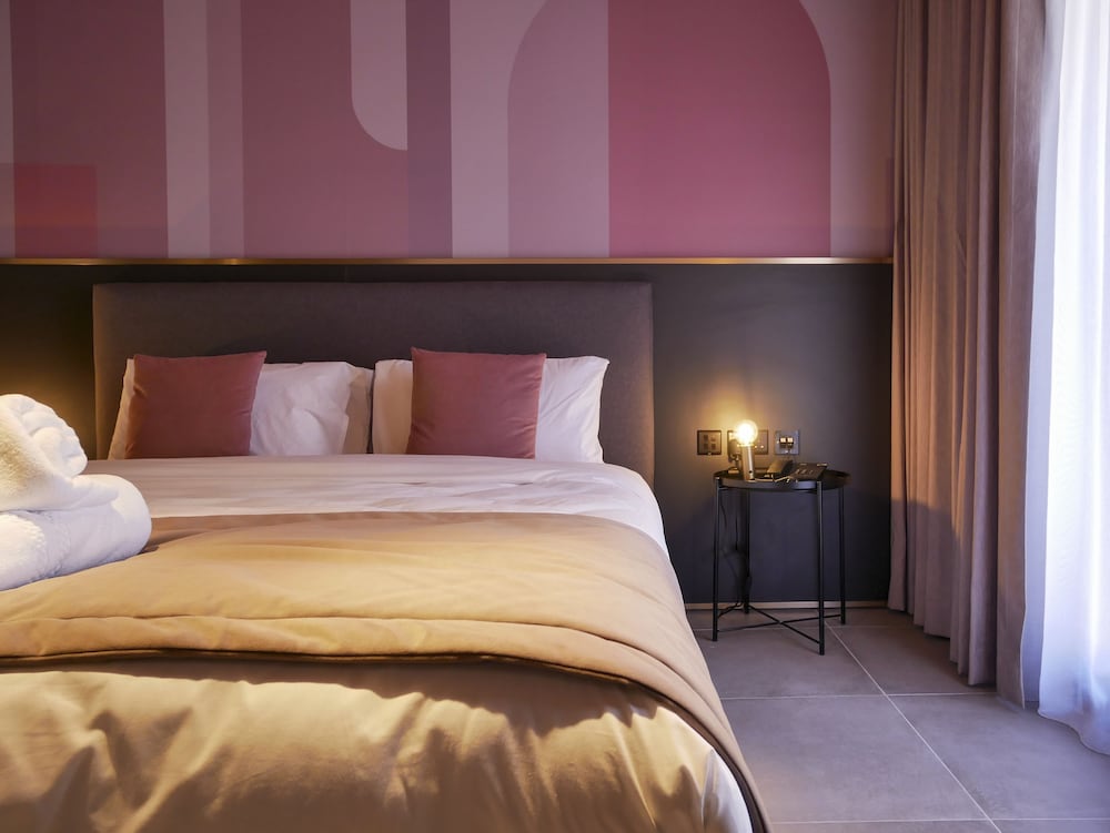 Eleven by Warren Collection — Hotel rooms in Sliema, Malta Island