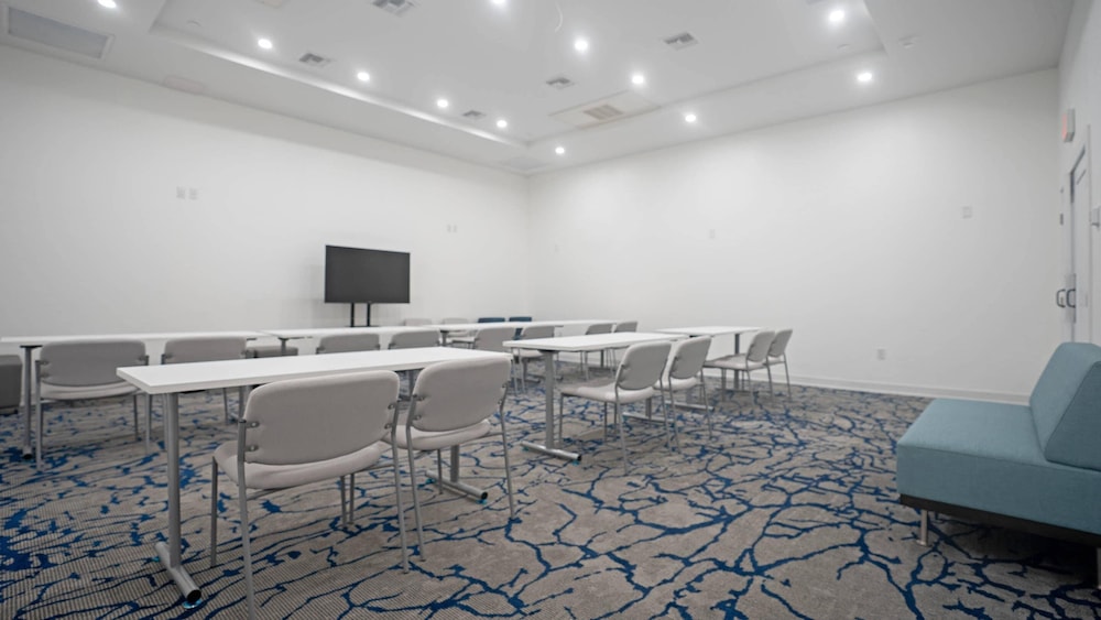 DASKK Orlando Hotel near Universal Blvd, an Ascend Collection Hotel — Hotel building in Orlando, Florida